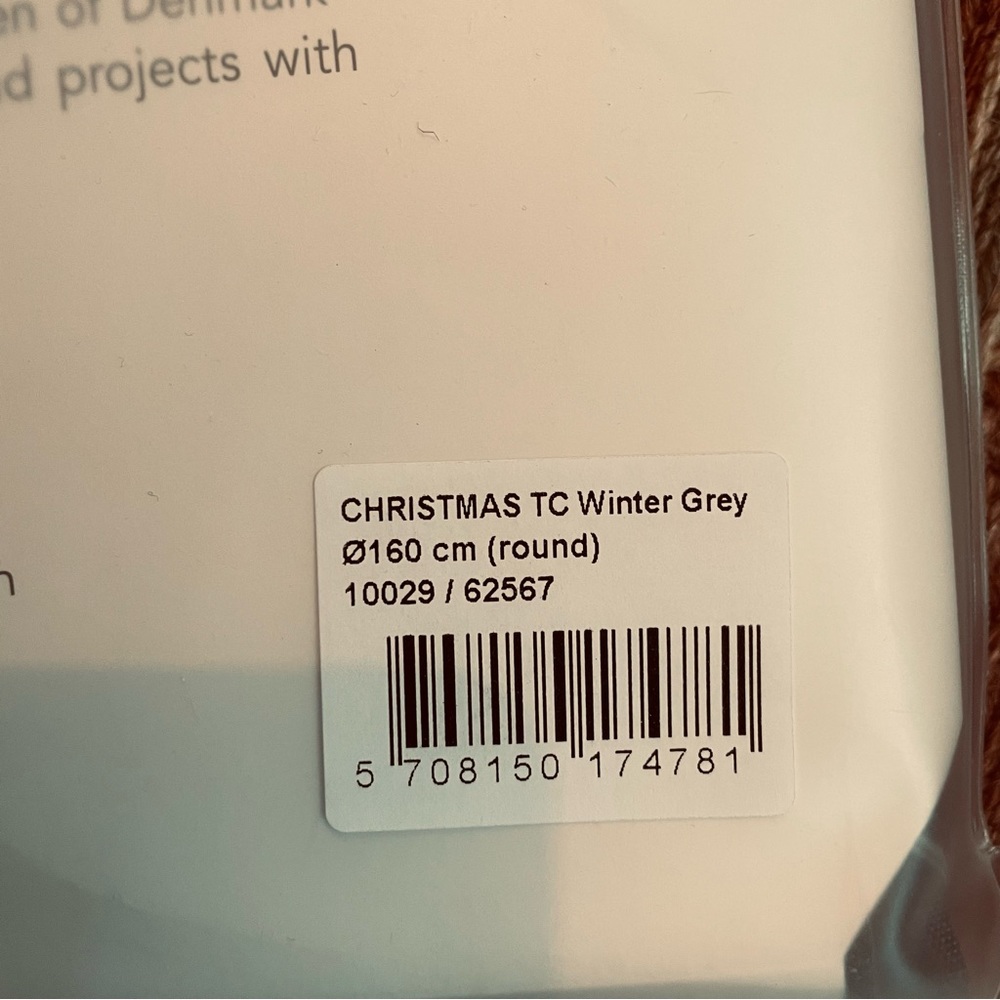 NWOT Georg Jensen Damask Round Christmas Tablecloth - Picture 5 of 6